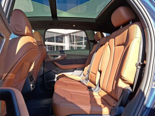 2026 Audi Q7 55 Premium Plus