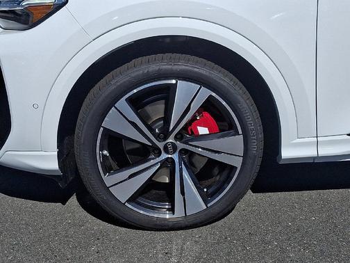 Glacier White Metallic 2026 Audi SQ5 3.0T Premium Plus