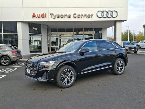 2025 Audi Q8 55 Premium Plus