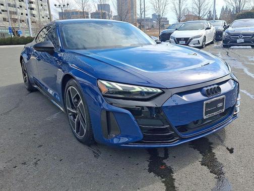 2022 Audi RS e-tron GT quattro