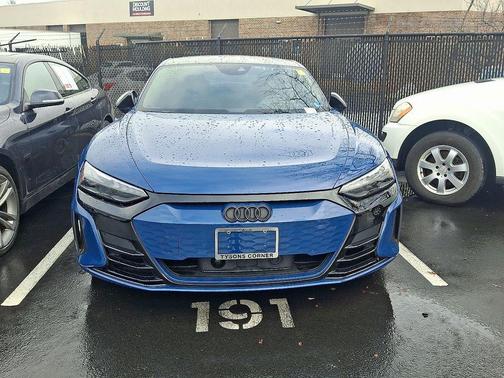 2022 Audi RS e-tron GT quattro