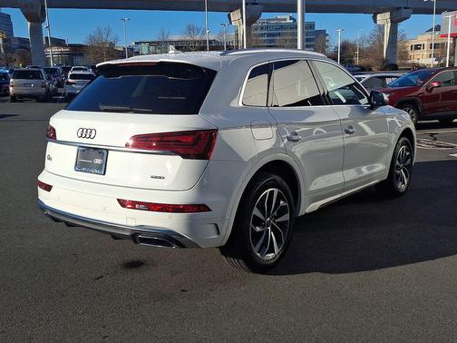 2023 Audi Q5 45 S line Premium Plus