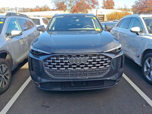 2025 Audi Q5 Premium Plus TFSI quattro S tronic