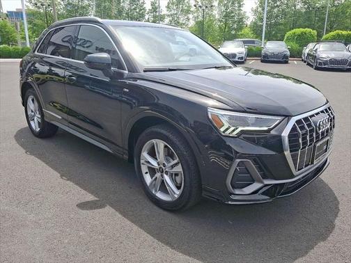 2024 Audi Q3 45 S line Premium Plus