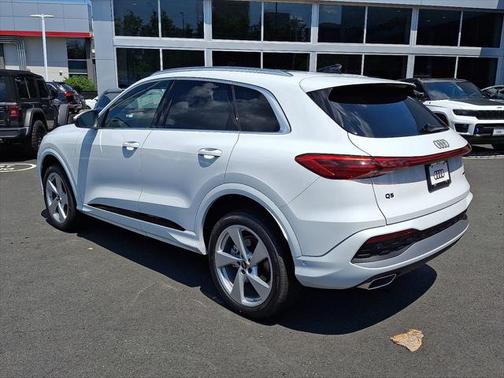 2025 Audi Q5 Premium Plus