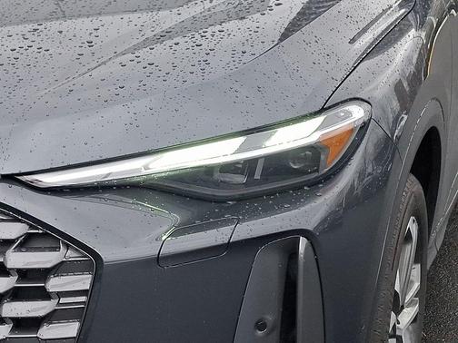 2025 Audi Q5 Premium TFSI quattro S tronic