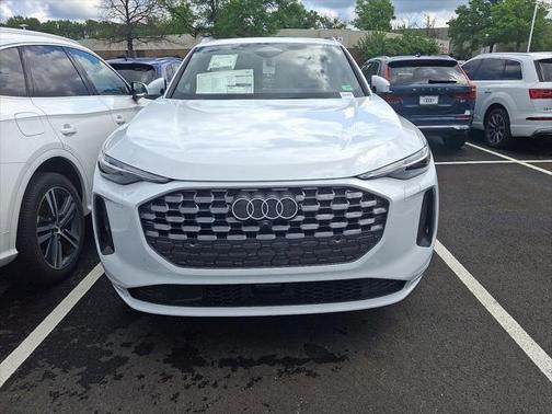 2025 Audi Q5 Premium Plus