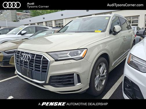 Gold 2021 Audi Q7 55 Premium