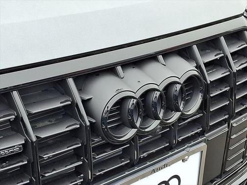 2025 Audi Q3 45 S line Premium Plus