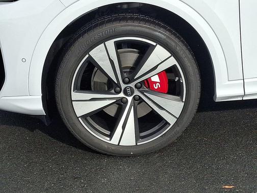 2025 Audi SQ5 3.0T Premium Plus