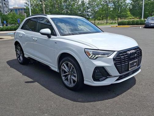 2024 Audi Q3 45 S line Premium Plus