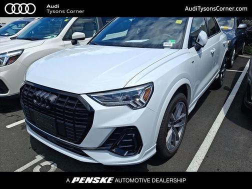 2024 Audi Q3 45 S line Premium Plus