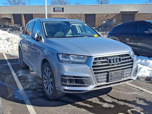 2019 Audi Q7 55 Premium Plus