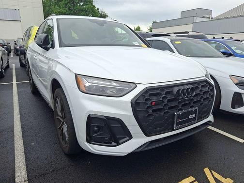 Glacier White Metallic 2023 Audi SQ5 3.0T Premium Plus
