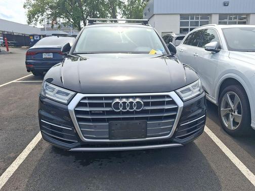 Black Metallic 2018 Audi Q5 2.0T Tech Premium