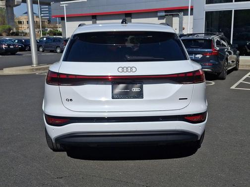 Glacier White 2025 Audi Q6 e-tron Prestige quattro