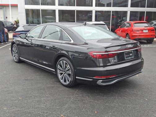 2022 Audi A8 L 55 TFSI quattro Tiptronic