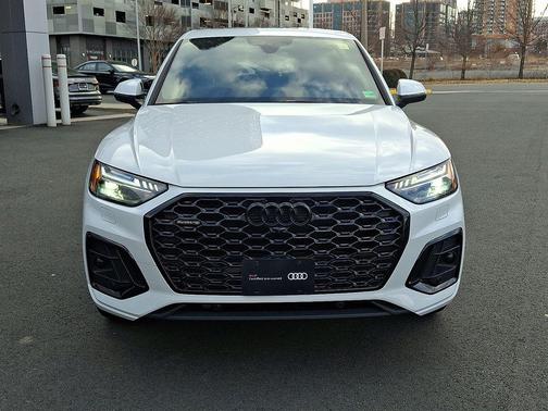 2023 Audi Q5 45 S line Prestige