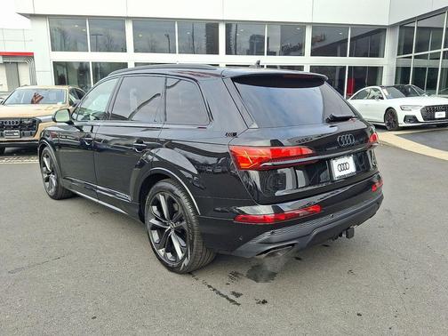 2026 Audi Q7 55 Premium Plus