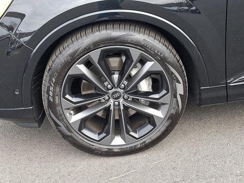 2026 Audi Q7 55 Premium Plus