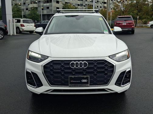 2022 Audi Q5 45 S line Premium Plus