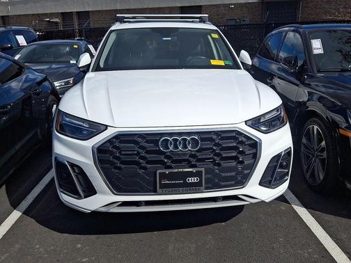 2022 Audi Q5 45 S line Premium Plus