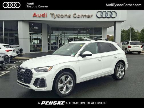 2022 Audi Q5 45 S line Premium Plus