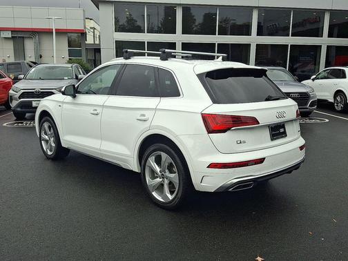 2022 Audi Q5 45 S line Premium Plus