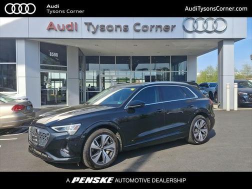 2024 Audi Q8 e-tron Premium Plus