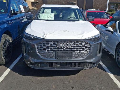 2025 Audi Q5 Premium Plus TFSI quattro S tronic