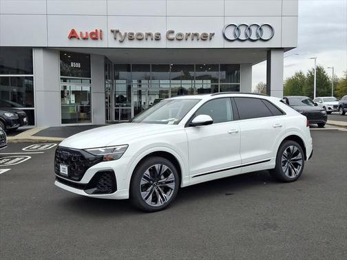2025 Audi Q8 55 Premium Plus