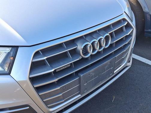 2018 Audi Q5 2.0T Tech Premium