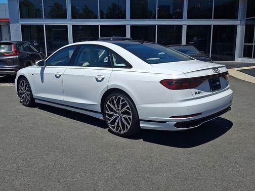 Glacier White Metallic 2023 Audi A8 L 55 TFSI quattro Tiptronic
