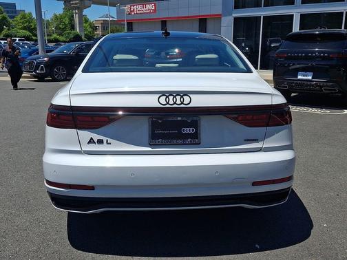 Glacier White Metallic 2023 Audi A8 L 55 TFSI quattro Tiptronic