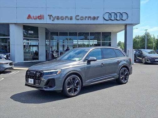 2025 Audi Q7 55 Premium Plus