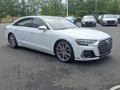 2022 Audi S8 4.0T