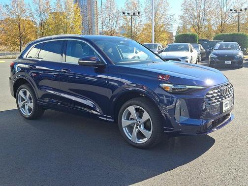 2025 Audi Q5 Premium Plus TFSI quattro S tronic