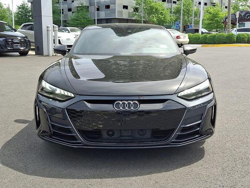 Mythos Black Metallic 2023 Audi e-tron GT Premium Plus quattro