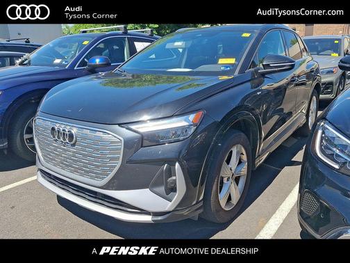 Mythos Black Metallic 2023 Audi Q4 e-tron Premium 50 quattro