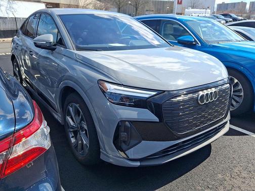 2025 Audi Q4 e-tron Sportback Premium Plus 55 quattro