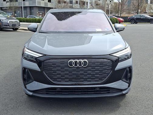 Pebble Gray 2025 Audi Q4 e-tron Sportback Premium Plus 55 quattro