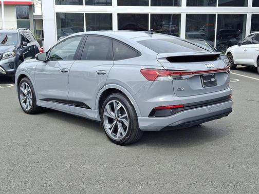 Pebble Gray 2025 Audi Q4 e-tron Sportback Premium Plus 55 quattro
