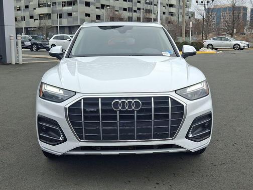 2023 Audi Q5 40 Premium