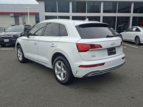 2023 Audi Q5 40 Premium