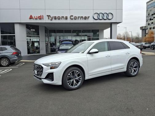 2025 Audi Q8 55 Premium Plus