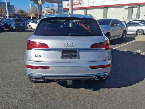 2023 Audi Q5 45 S line Premium
