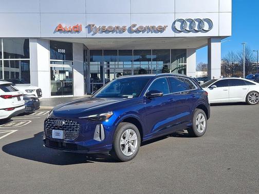 2025 Audi Q5 Premium TFSI quattro S tronic