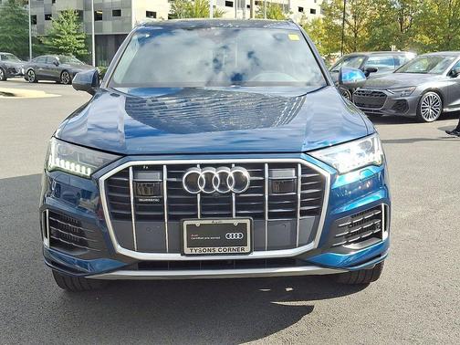 2022 Audi Q7 55 Premium Plus