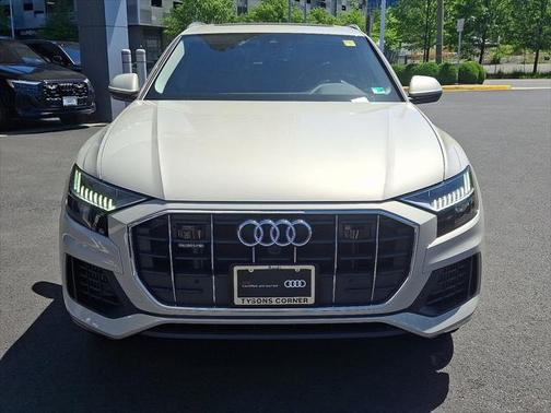 2023 Audi Q8 55 Premium