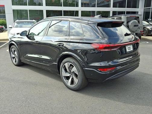 2025 Audi Q6 e-tron Prestige quattro